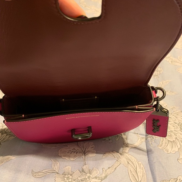 Coach crossbody - Picture 3 of 3